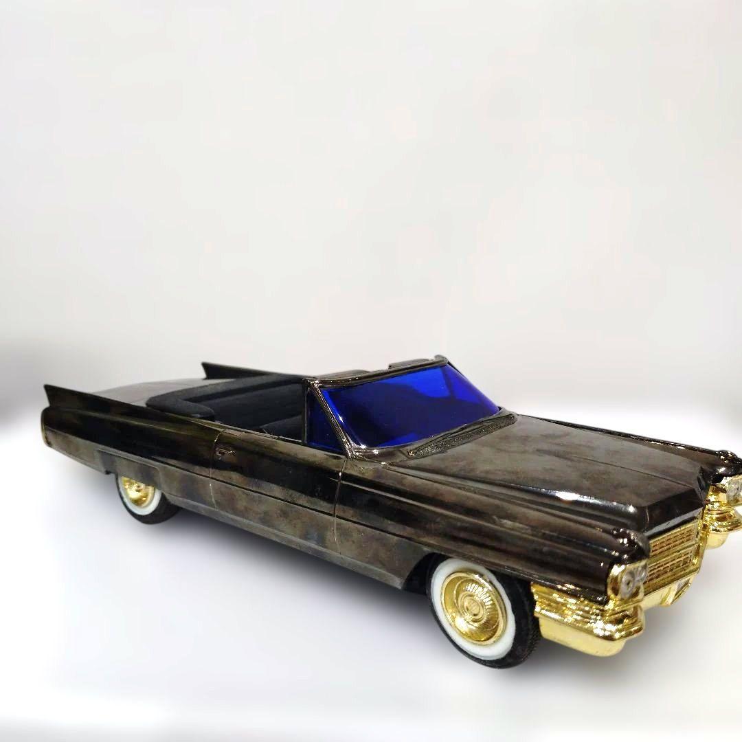 Cadillac 1963 オープンカー ブラック/ゴールド