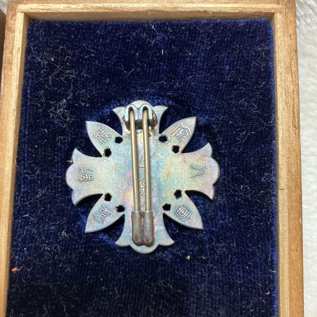 2*ん様 美品　軍人傷病記章　ヴィンテージ　大日本帝国　徽章