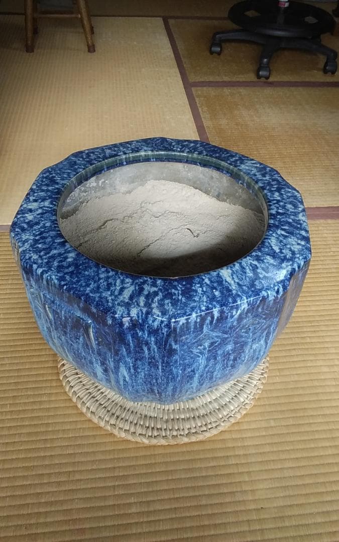 直径４５㎝ 陶器製の火鉢 昭和レトロ アンティーク ヴィンテージ