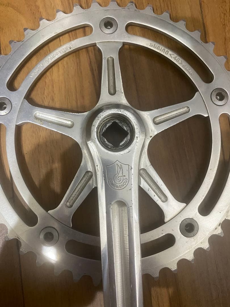 カンパ　Pista クランクセット 165mm スギノ　チェーンリング付き