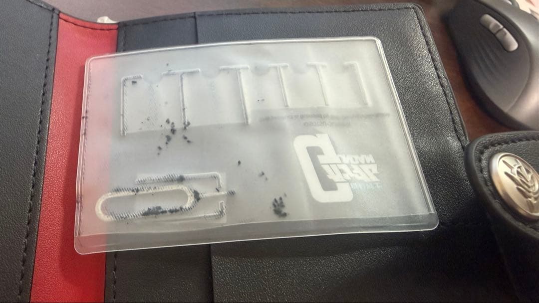 機動戦士 ガンダム シャア ジオン パスポートケース <おまけ付き>