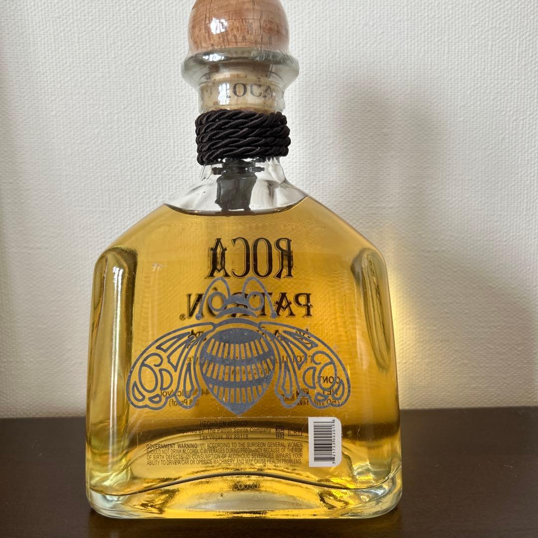 ROCA PATRON anejoテキーラ 750ml 44%