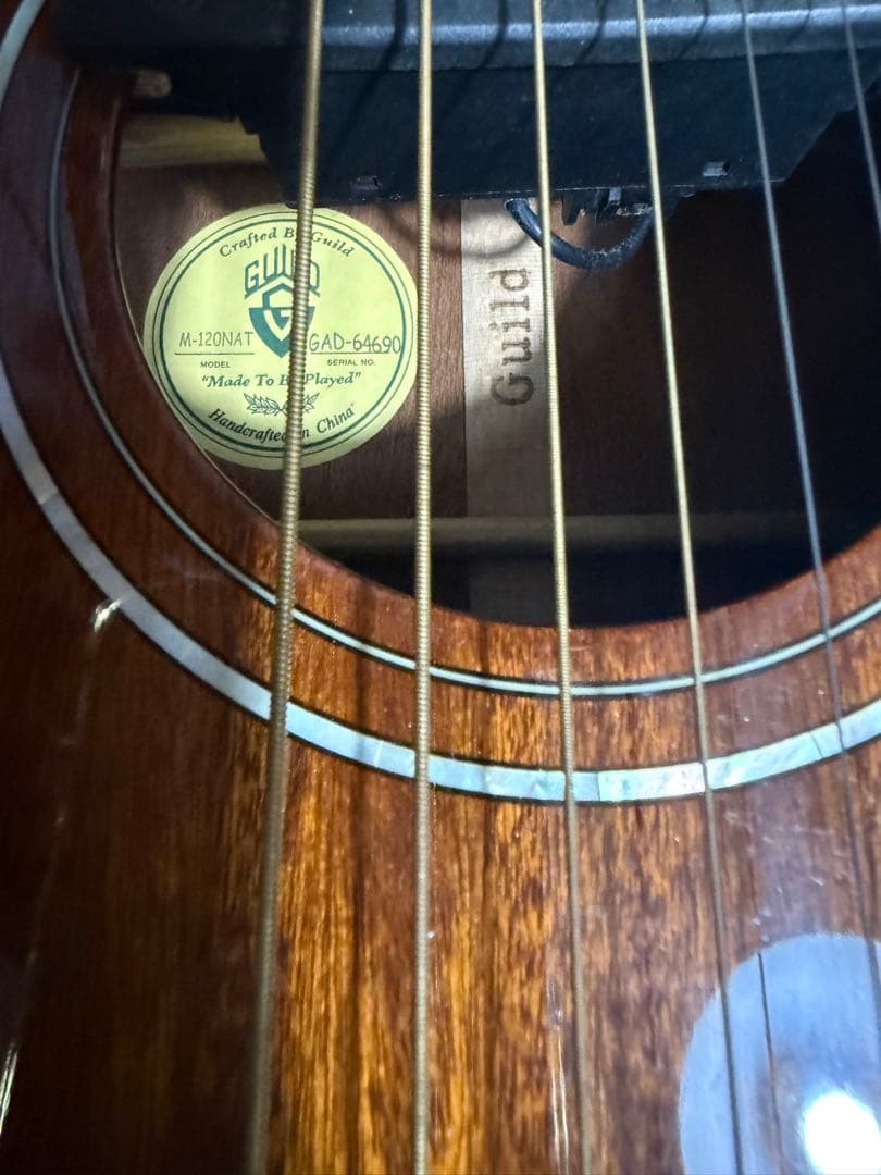 パ*ロ様 Guild M-120 NAT ギルド Fishmanピックアップ付き