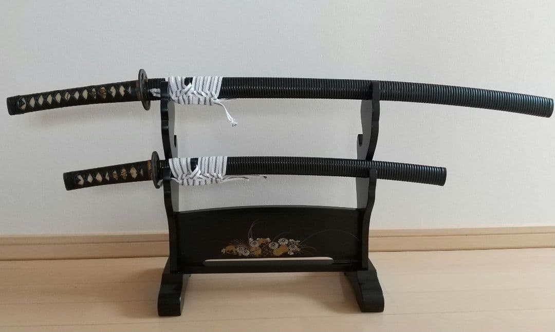 【珍品】模造刀 (皮巻き・千段鞘・樋入り刀身) 居合刀・模擬刀