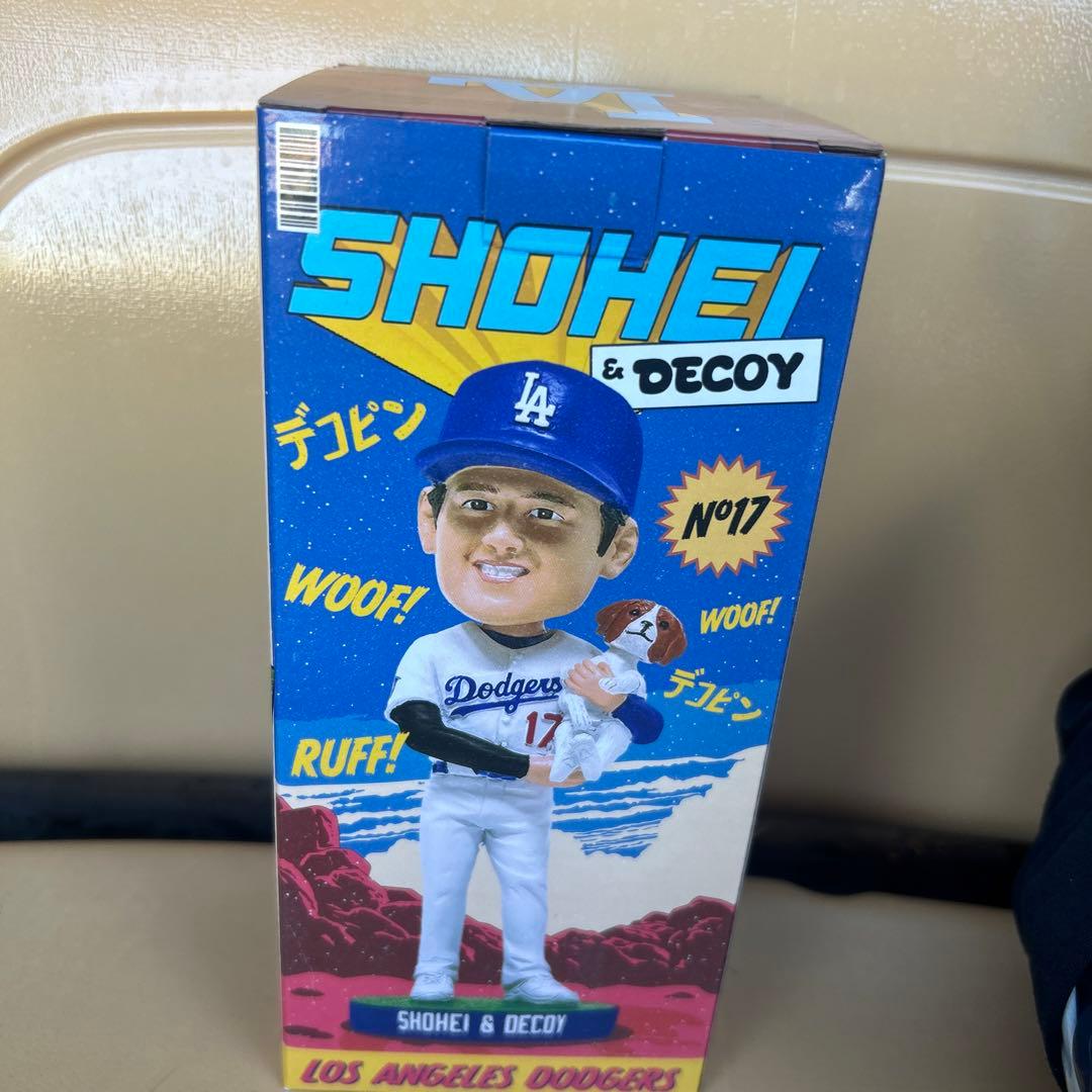 大谷&デコピンボブルヘッド　先着40000人