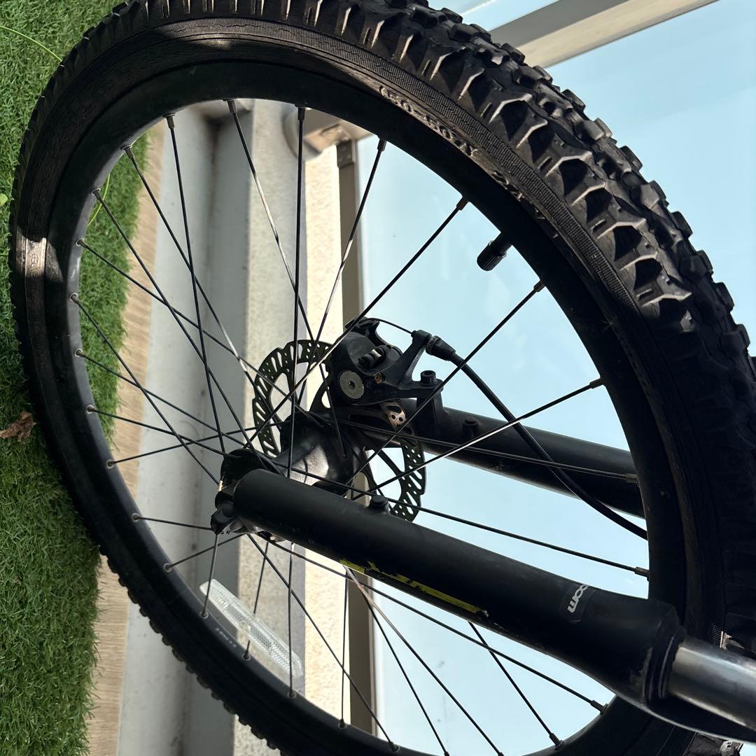 アルミ製24インチマウンテンバイク