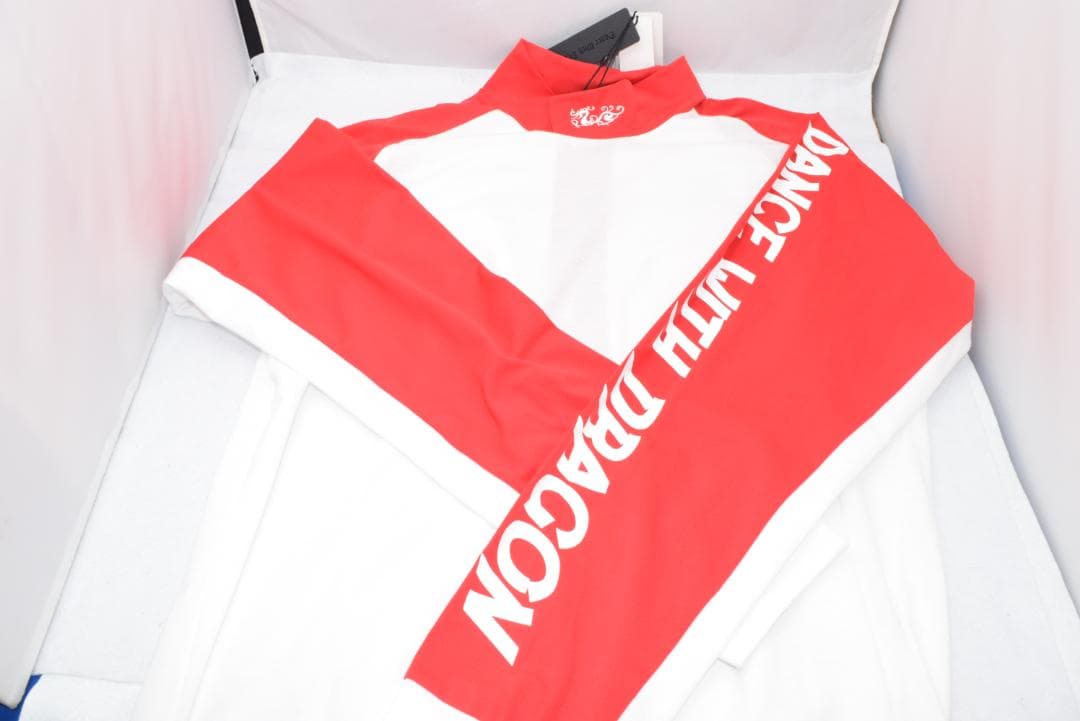 新品☆ダンスウィズドラゴン モックネック インナーシャツ☆白＆赤☆XLサイズ