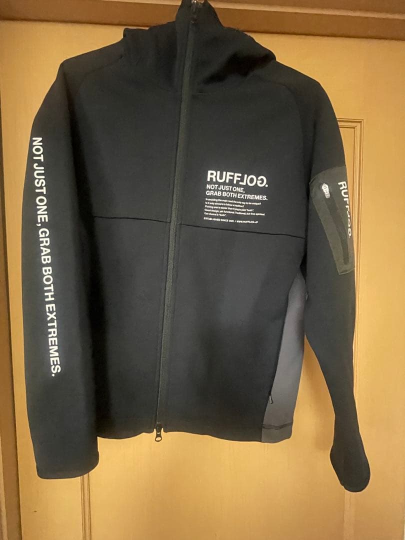 ラフログ　RUFFROG ブラック フルジップ パーカー レディース　S