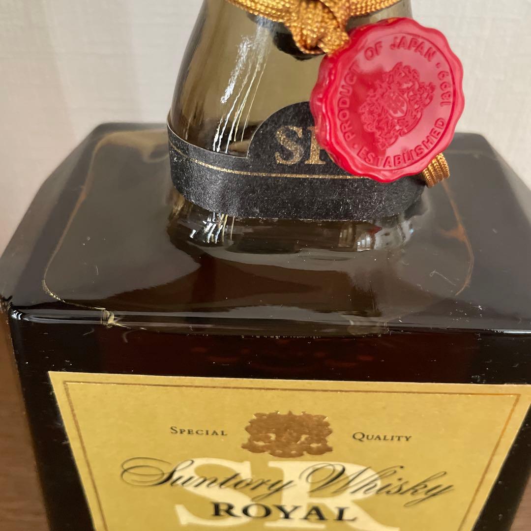 古酒　サントリーウイスキー ロイヤル クイーンサイズ　1000mL 箱入り　大