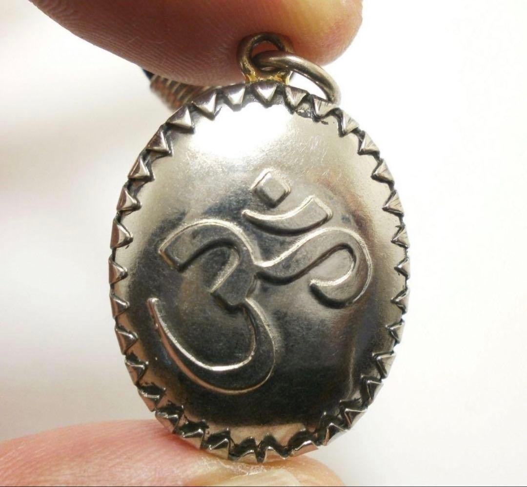 オームペンダント ヒンドゥー教 マハデオム シヴァ神 藤井風ネックレス