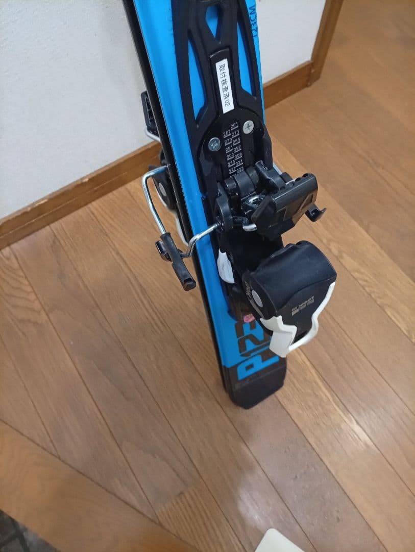 小*泉様 ロシニョール ショートスキー PUR SUIT 123　ゲレンデ　カー