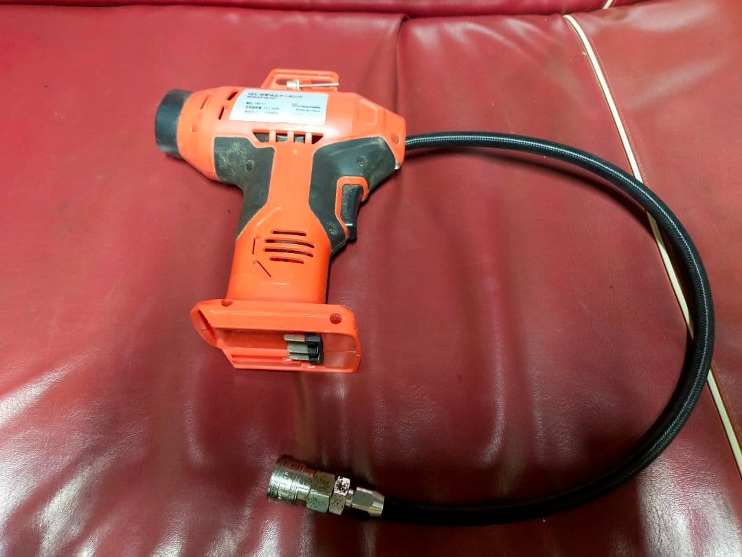 モノタロウ　18v充電式エアーポンプ エアカプラ付