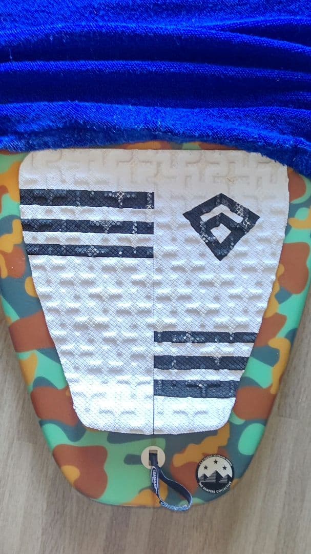 ぽんすけ。SUPER! サーフボード ショートボード 迷彩柄手渡し2万