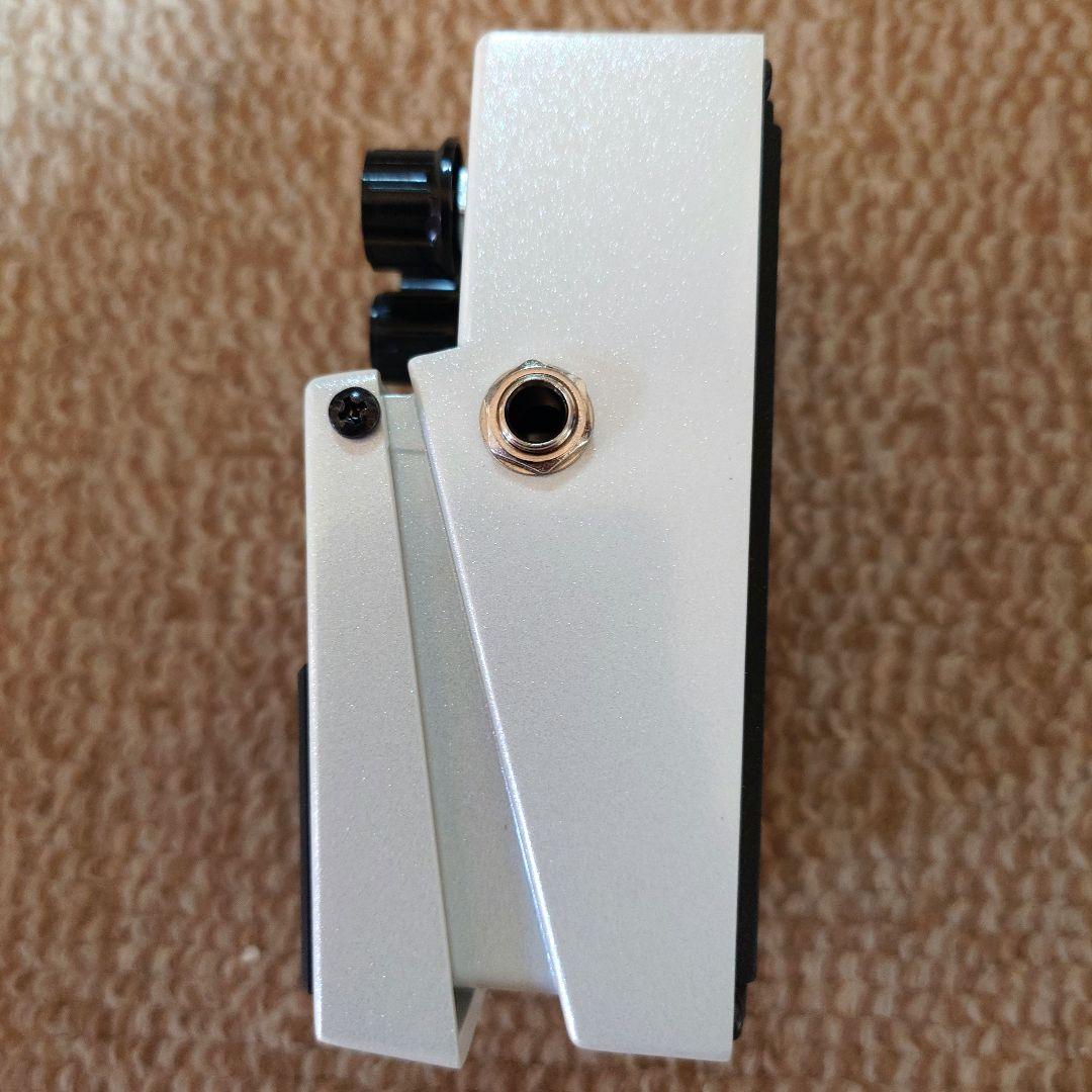 BOSS Distortion DS-1WHパールホワイト限定品