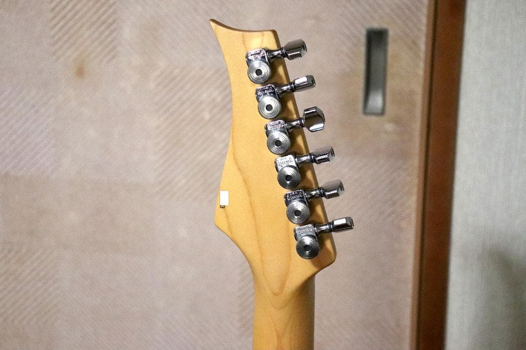 ギター ThreeDots Guitars S model 3 Tone Burst