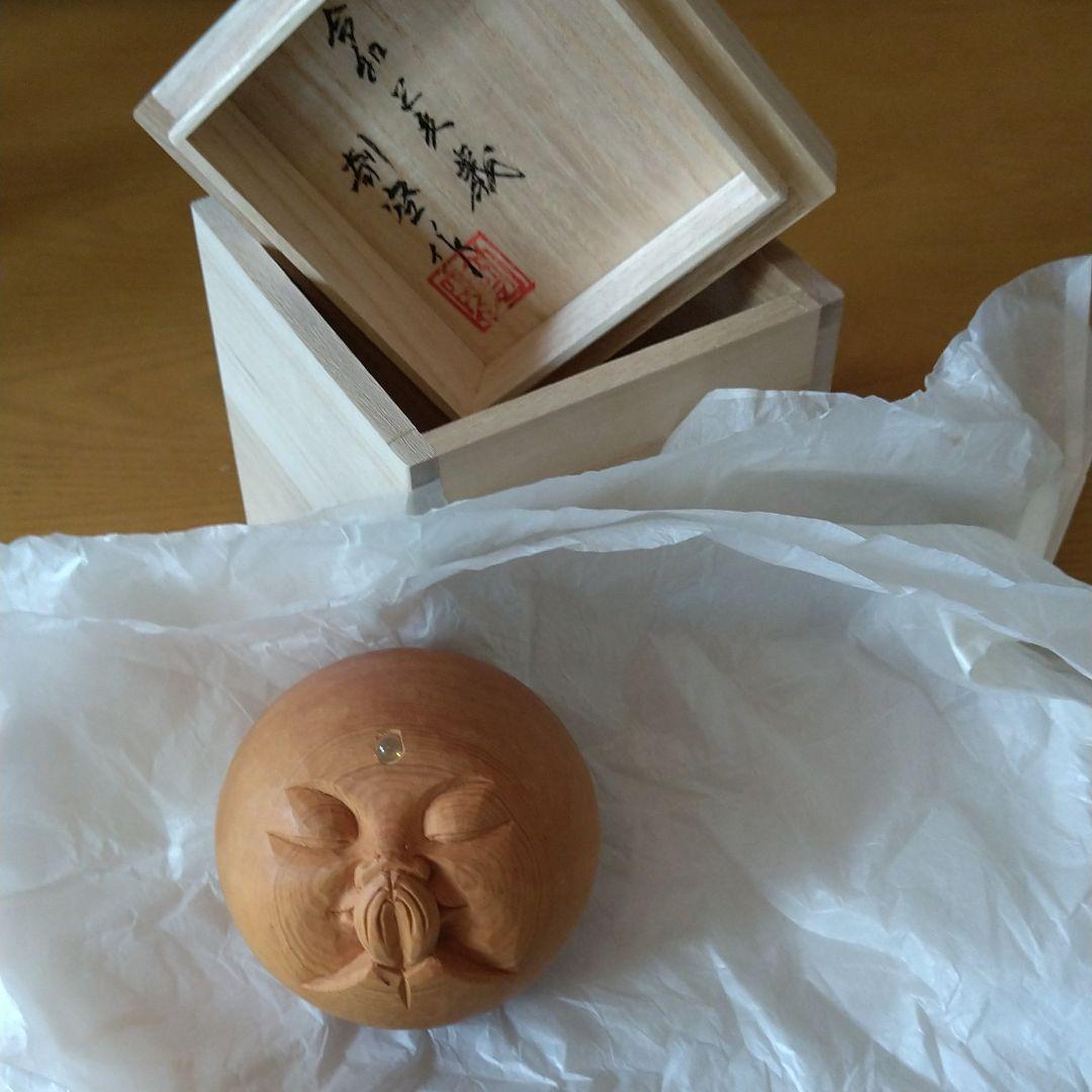 有名木彫家　まんまるほとけ