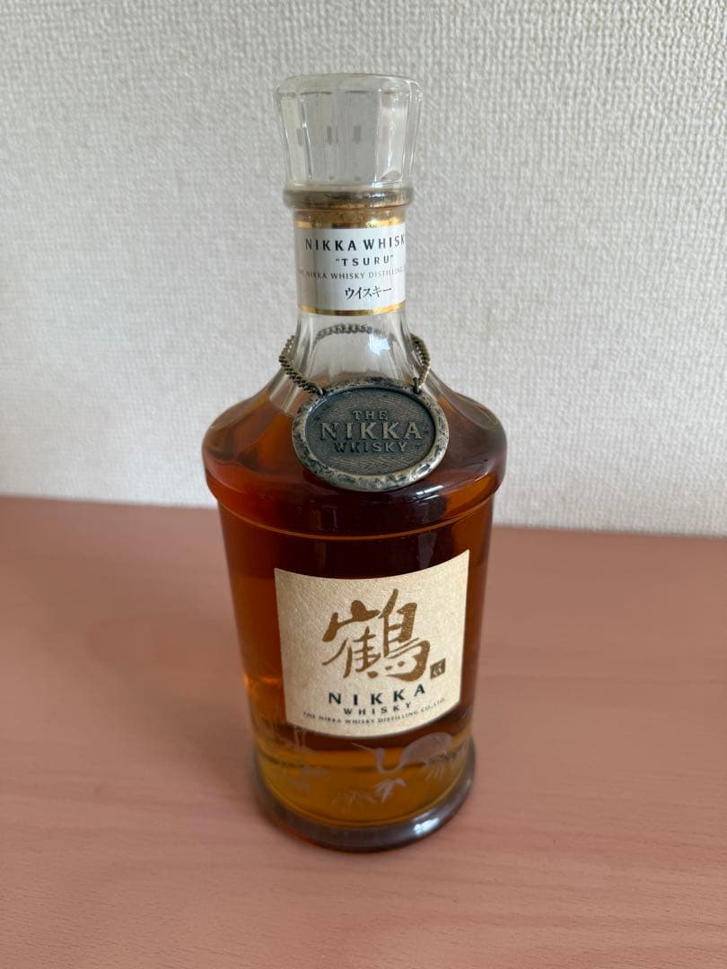 NIKKA ウイスキー 鶴 700ml ニッカウイスキー　スリム