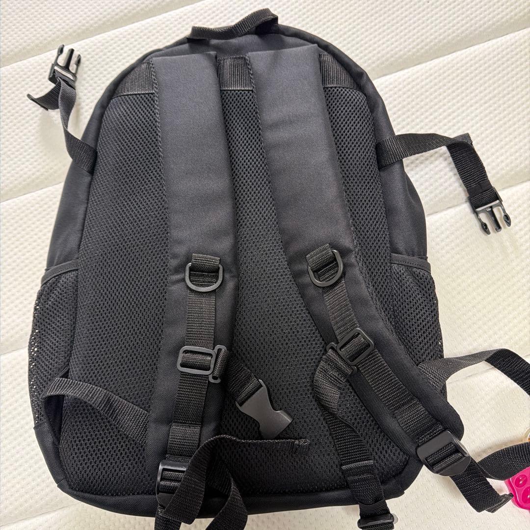 美品　ディズニーストア ズートピア リュック バックパック ニック ポーチ付き