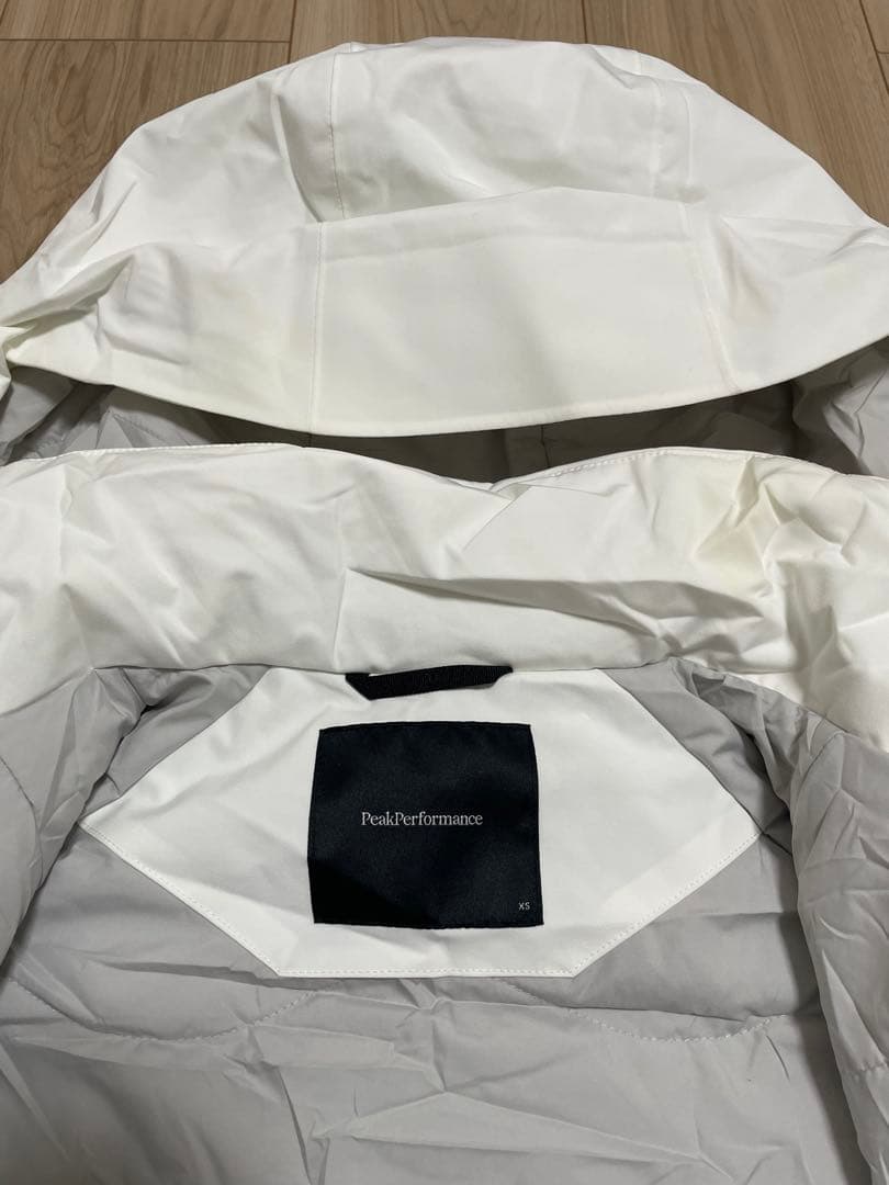 PeakPerformance アニマジャケット　女性　スキーウェア