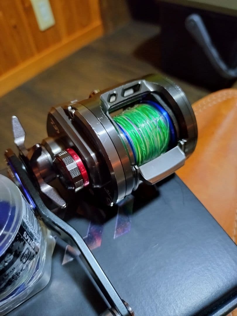 ダイワ　ソルティガBJ200SHL　替えスプール付き