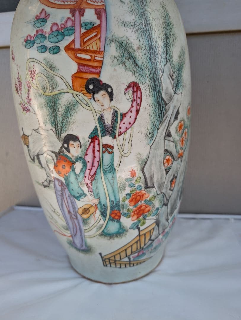 中国美術　骨董品　粉彩花瓶　民国時期　毛子栄出品　高さ58cm