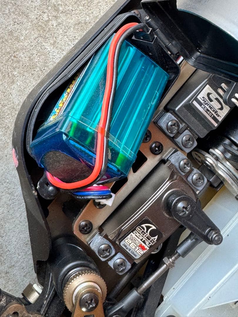 Inferno MP9 エンジンラジコンカー