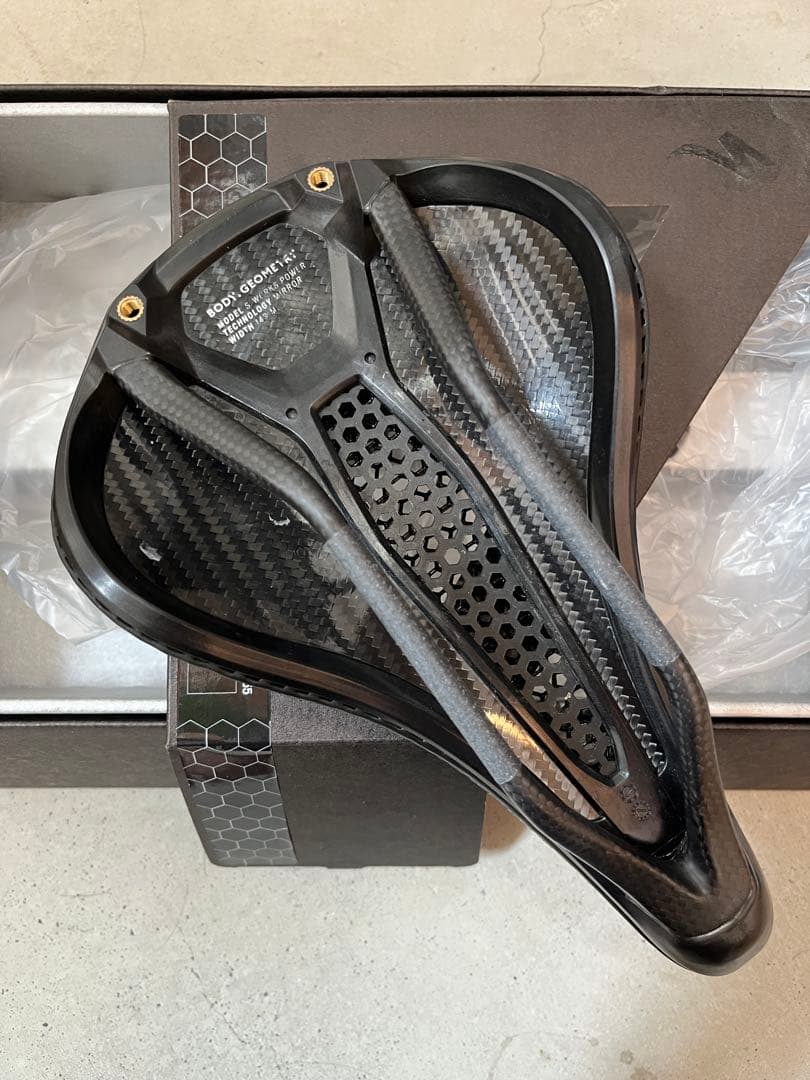 S-WORKS POWER WITH MIRROR SADDLE 3D サドル