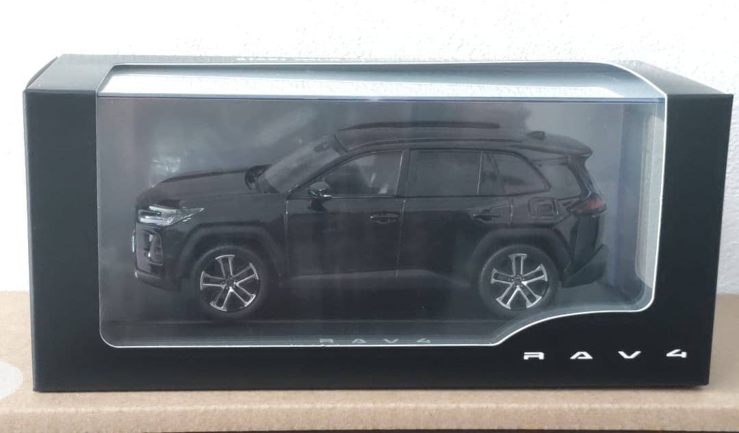 新型 RAV4 Z ミニカー アティチュードブラックマイカ 黒カラーサンプル