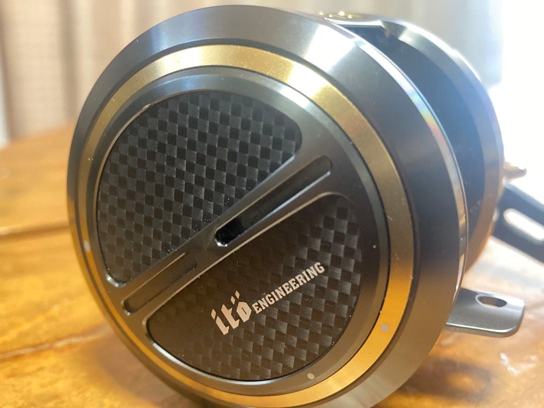 リール MEGABASS MONOBLOCK ITO GAMBLER L