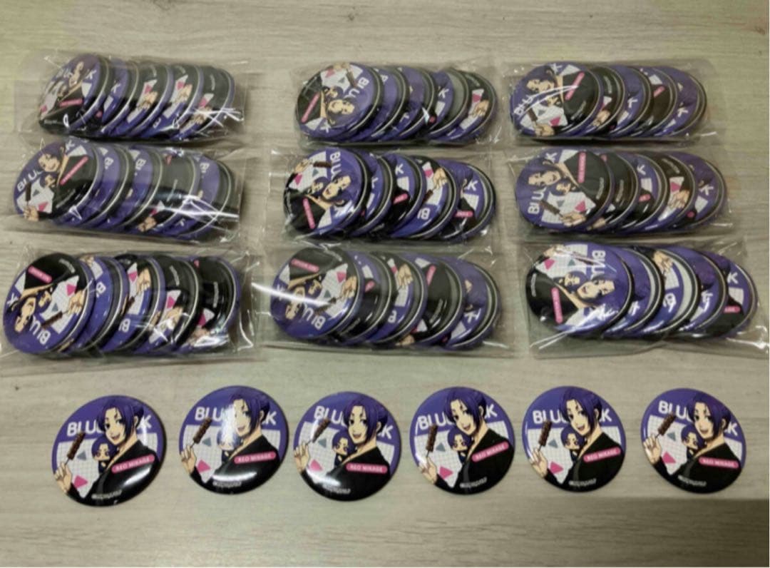 ブルーロック　食べ歩き　缶バッジ　玲王