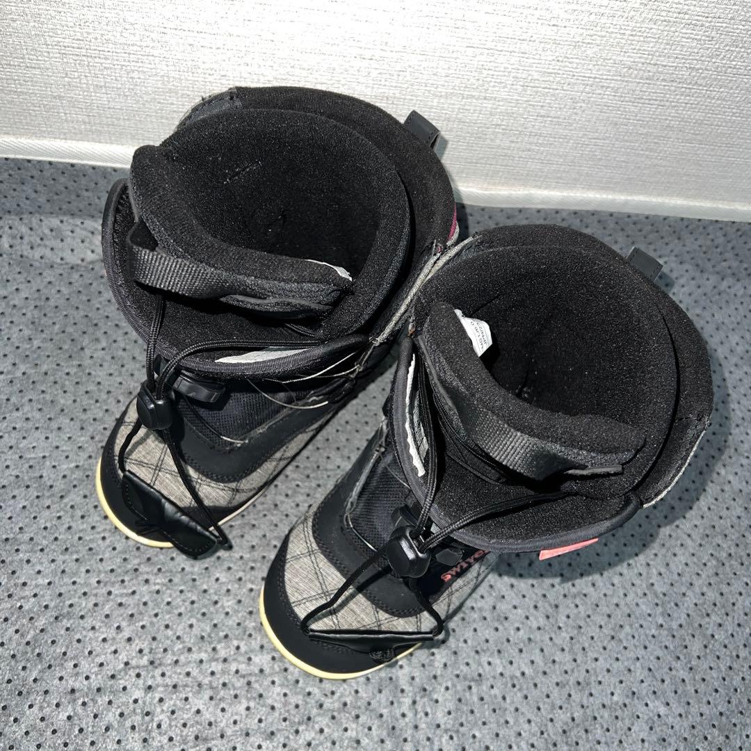 7-8回使用 人気サイズ23.5cm swivel ダイヤル スノボブーツ