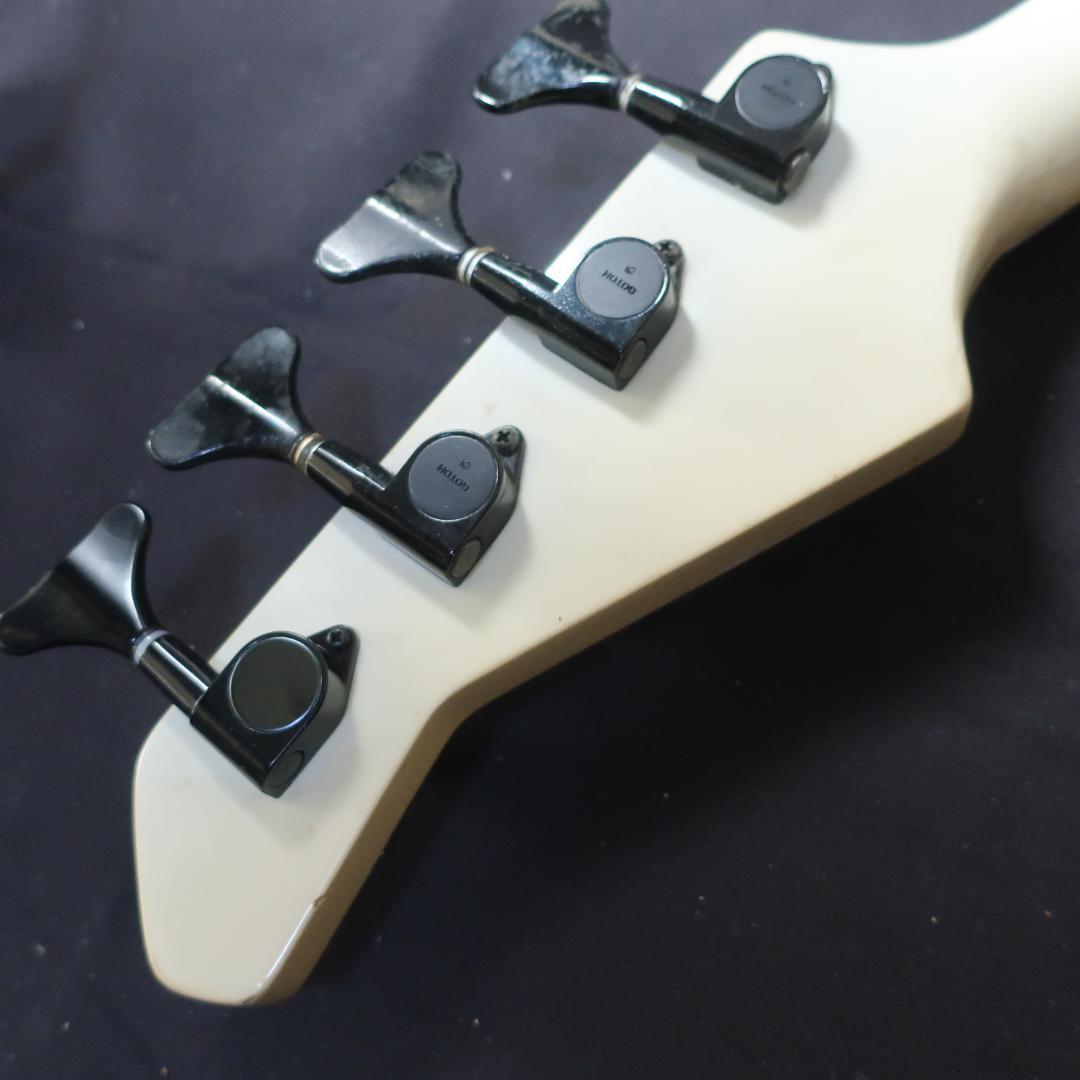 FERNANDES リボルバー エレキベース ホワイト GOTOHペグ装備