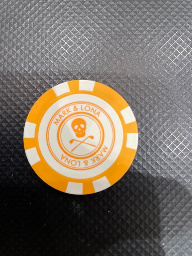 MARK & LONA キャディバッグ ホワイト・ブラック　ヘッドカバー付き