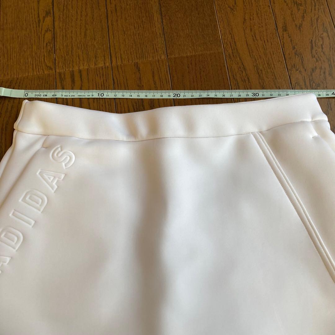 新品　adidas アディダス　レディースセットアップ　スカート セーターXL