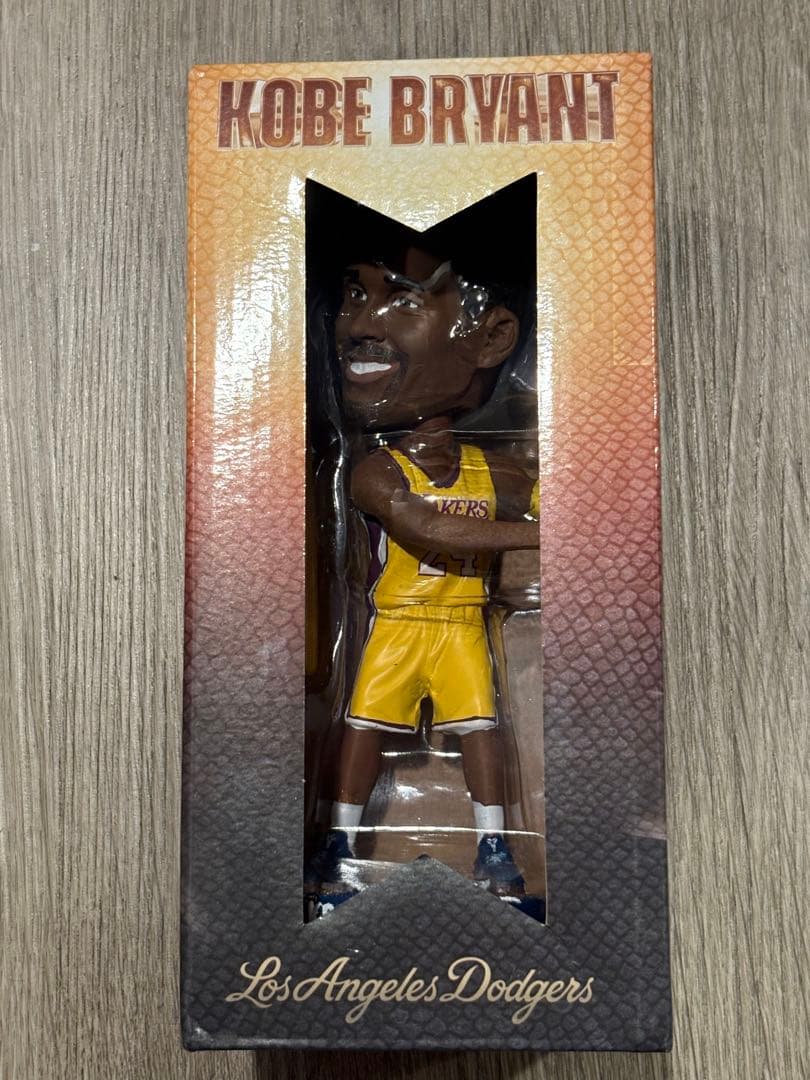 コービーブライアント ロサンゼルスドジャースボブルヘッド