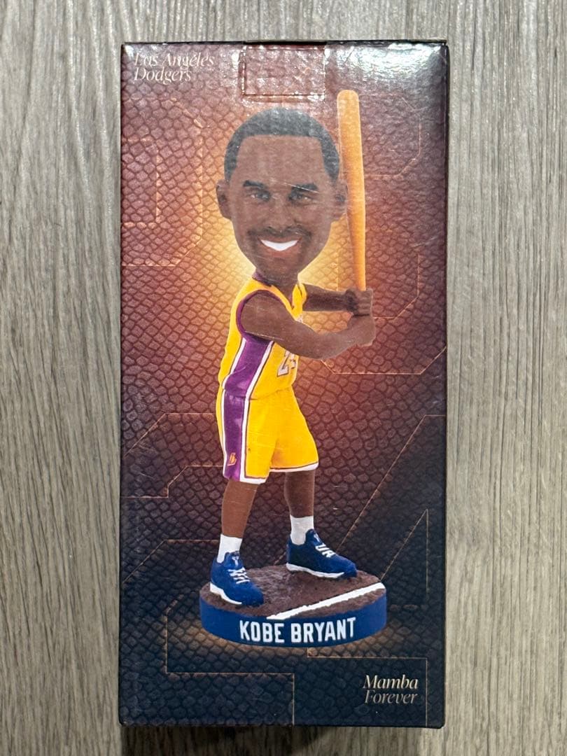 コービーブライアント ロサンゼルスドジャースボブルヘッド