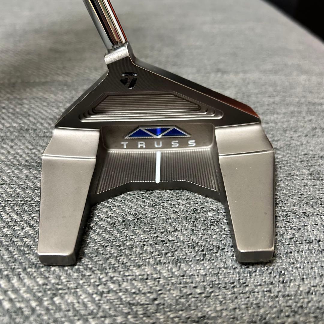 トラス TM2　パター　センターシャフト　ディープエッチドパドル　稲見萌音