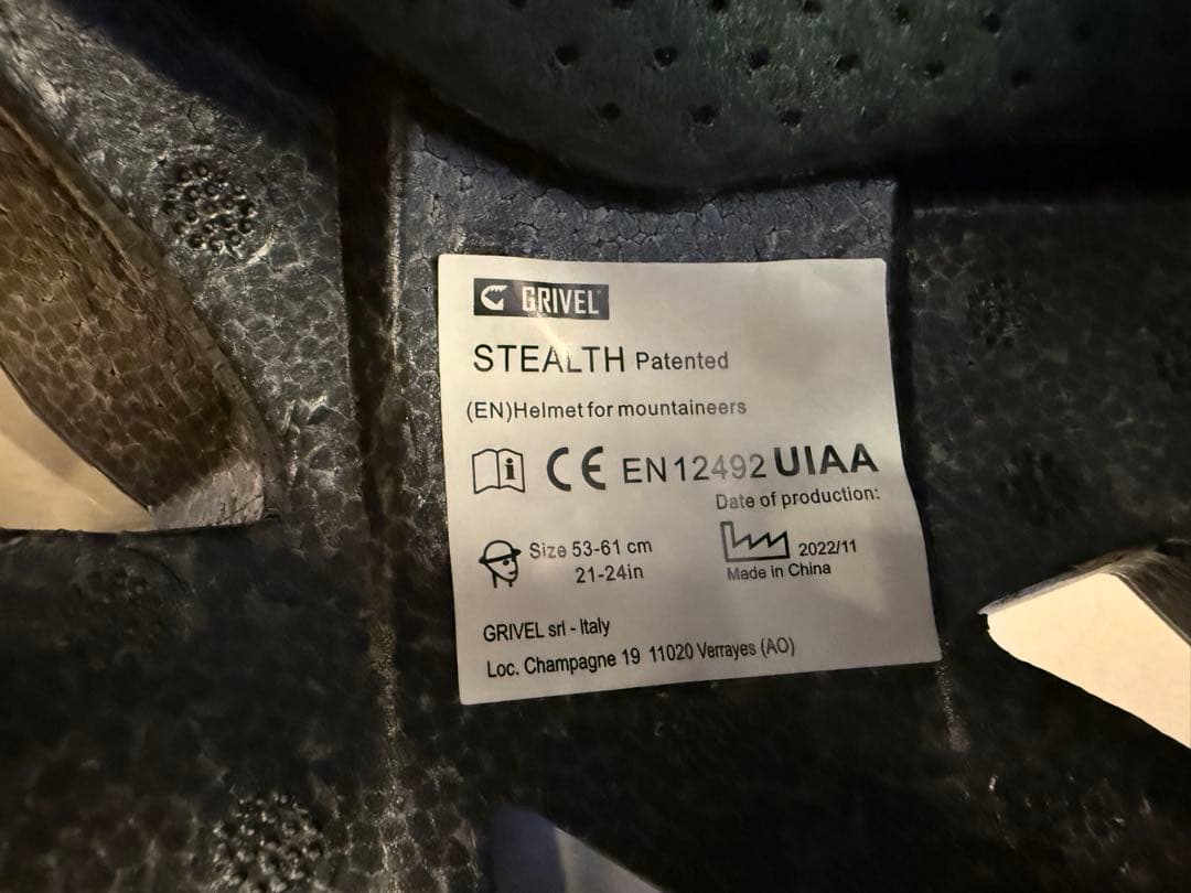 登山用　GRIVEL ヘルメット グレー JAPAN FIT