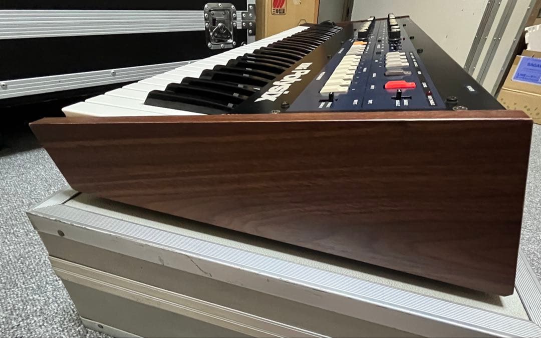 良品！ KORG POLYSIX アナログシンセサイザー コルグ ポリシックス