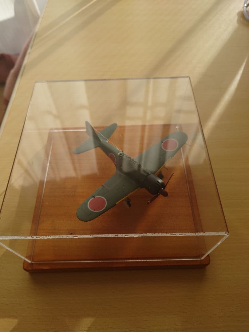 【精密・金属製】小西製作所 1/100 零式艦上戦闘機 五二型（ケース・台座付）