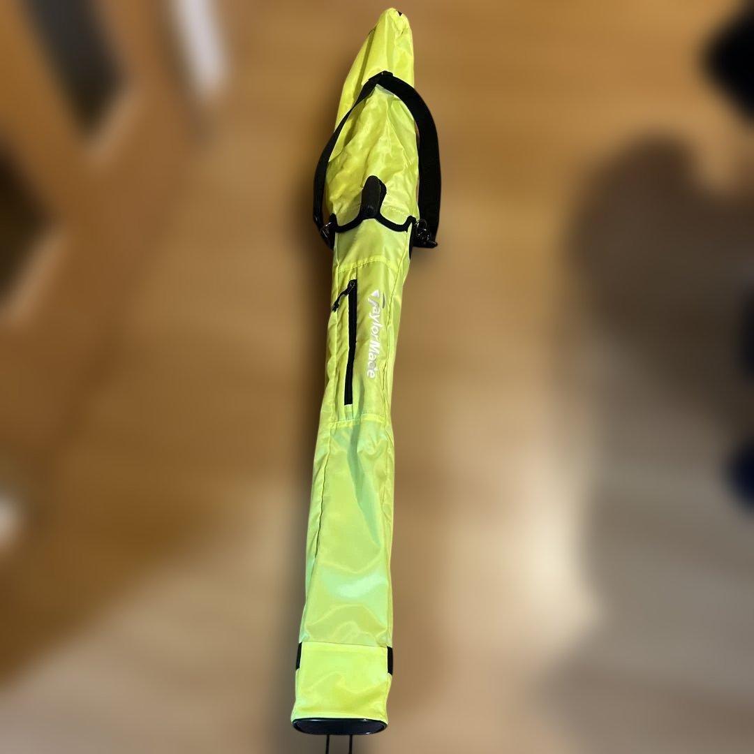 テーラーメイド　軽量ゴルフバッグ　スタンドタイプ