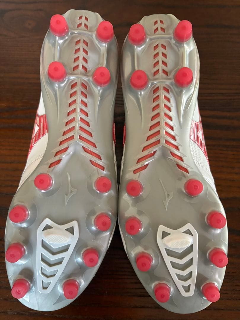 ミズノ　モレリアNEO 4β JAPAN 限定カラー　25cm