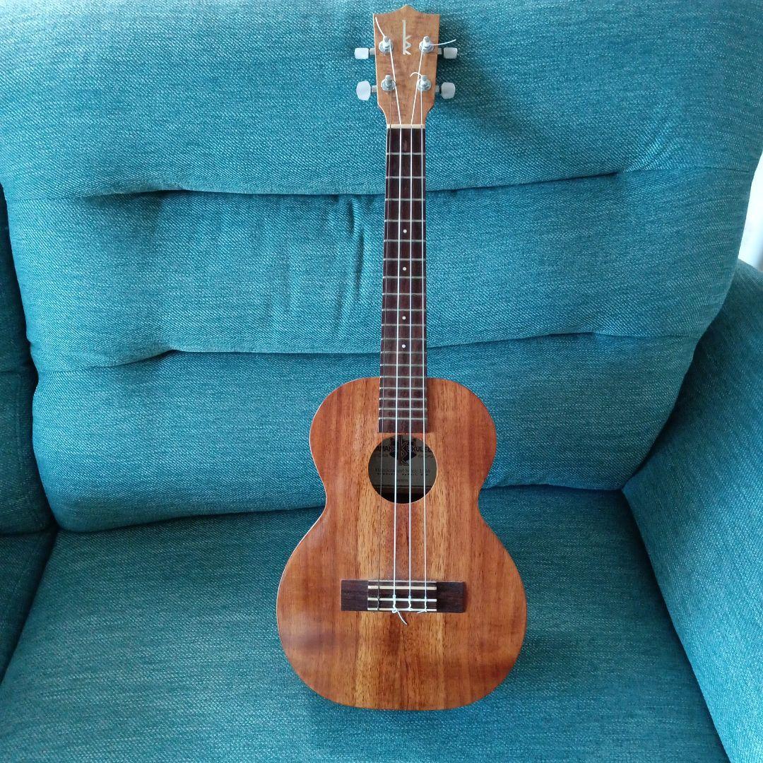 木目が綺麗な　カマカテナーウクレレHF-3