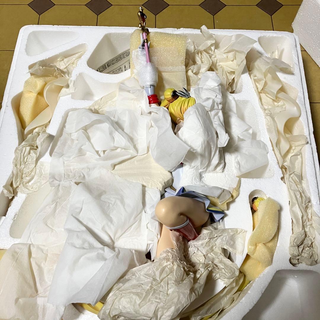 海洋堂 スーパーセーラームーン 1/4 コールドキャスト フィギュア BOME