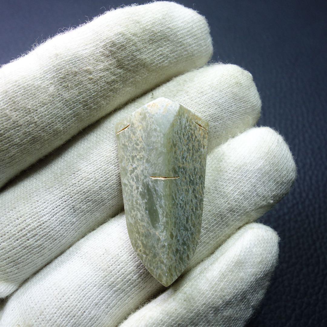 漢時代 和田玉製 セミ彫刻 置物 時代物 中国古美術 骨董品本玉 旧家蔵出し