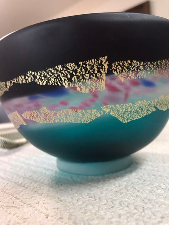 竹内傳治作　ガラスの抹茶碗