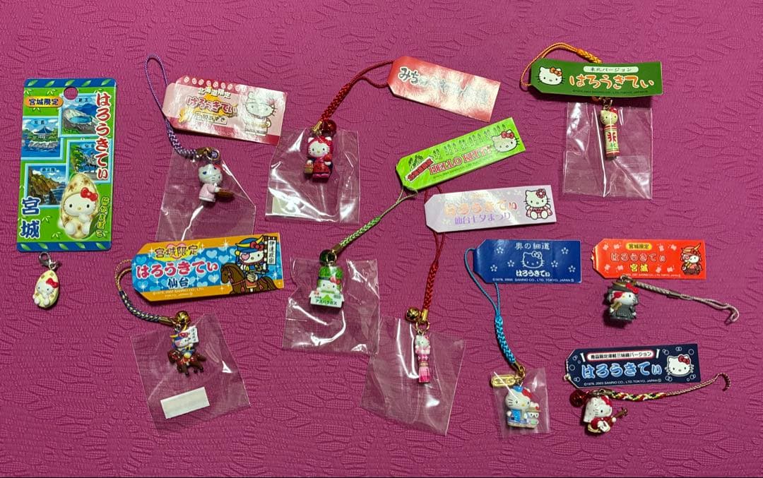 ハローキティ ご当地ストラップ 76個セット
