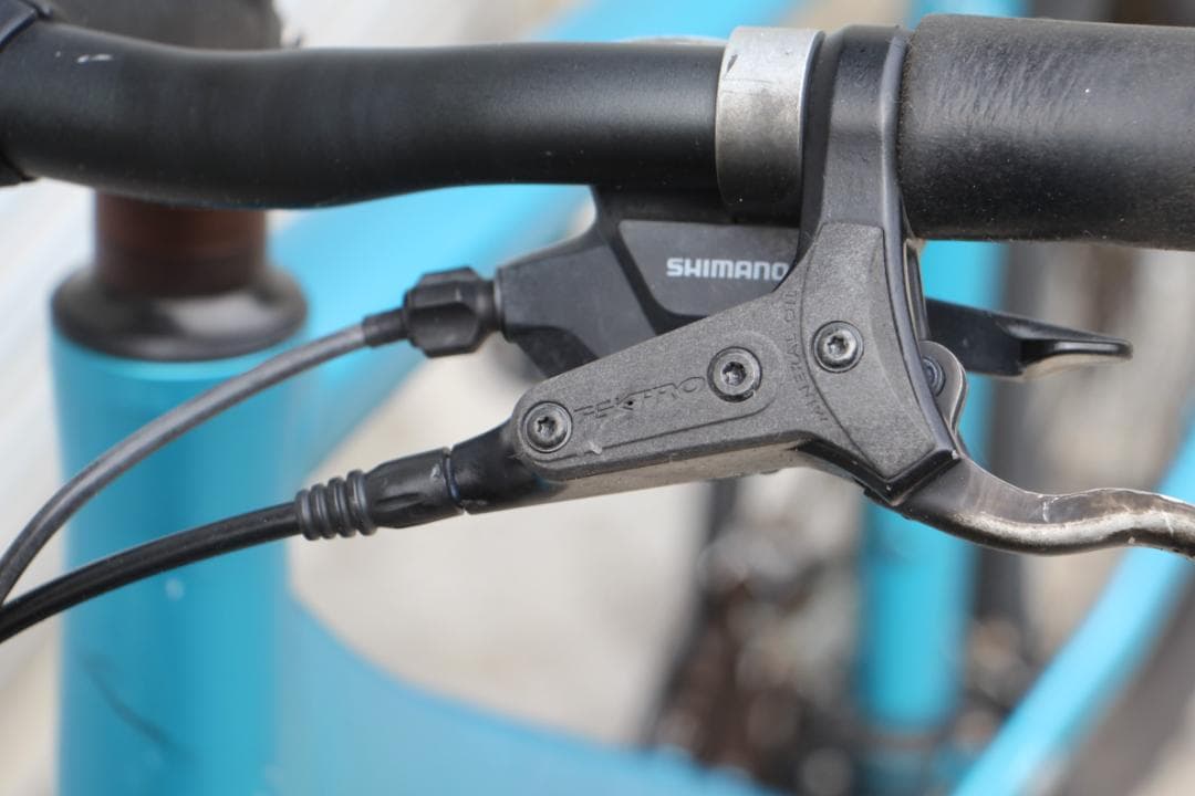 引き取り限定♪ジャイアント♪グラビエ♪油圧式ディスクブレーキで安心制動♪