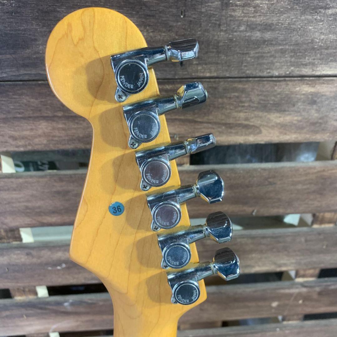 J714R Squier Stratocaster エレキギター SST-30