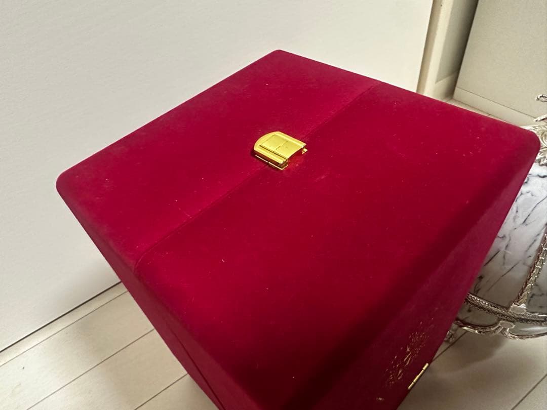 【未開栓】ラドガ インペリアル コレクション ホワイト マーブル エッグ